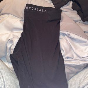 BLACK AÈROPOSTALE LEGGING. MEDIUM. VERY GOOD CONDITION